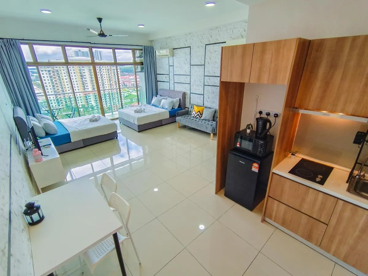 -Lake View- Mount Austin Ikea Toppen 10 Mins - B116 Johor Bahru