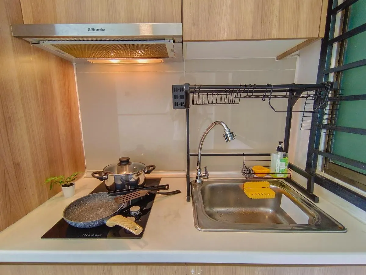 Διαμέρισμα -Lake View- Mount Austin Ikea Toppen 10 Mins - B116 Τζόχορ Μπάχρου